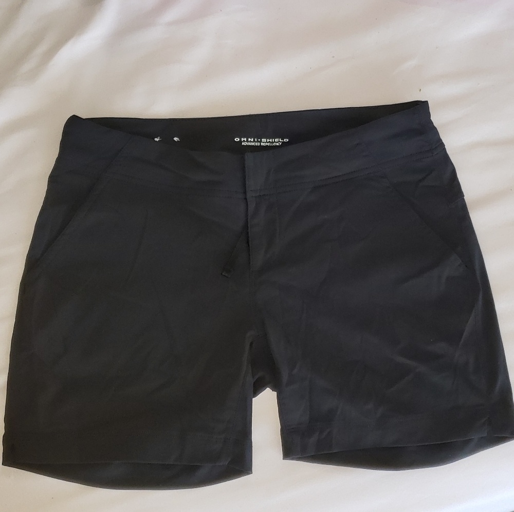 Columbia Shorts